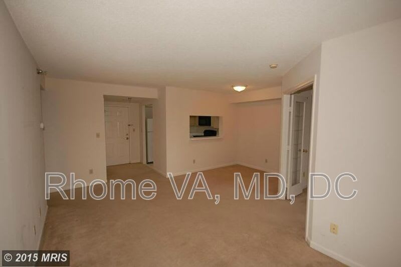 2400 Clarendon Blvd – photo 4