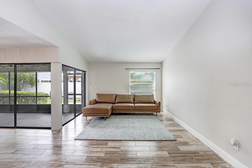 4412 STONEHENGE Road – photo 5