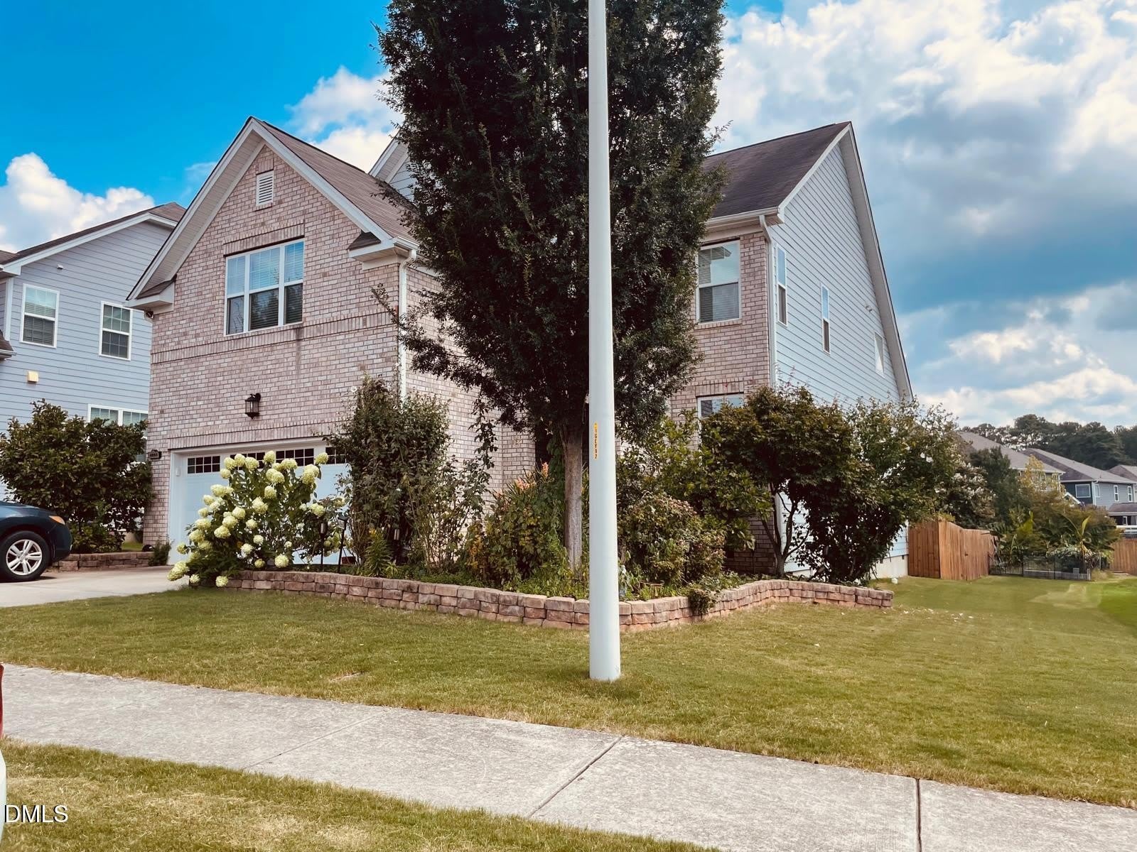 4860 Lily Garden Drive – photo 4