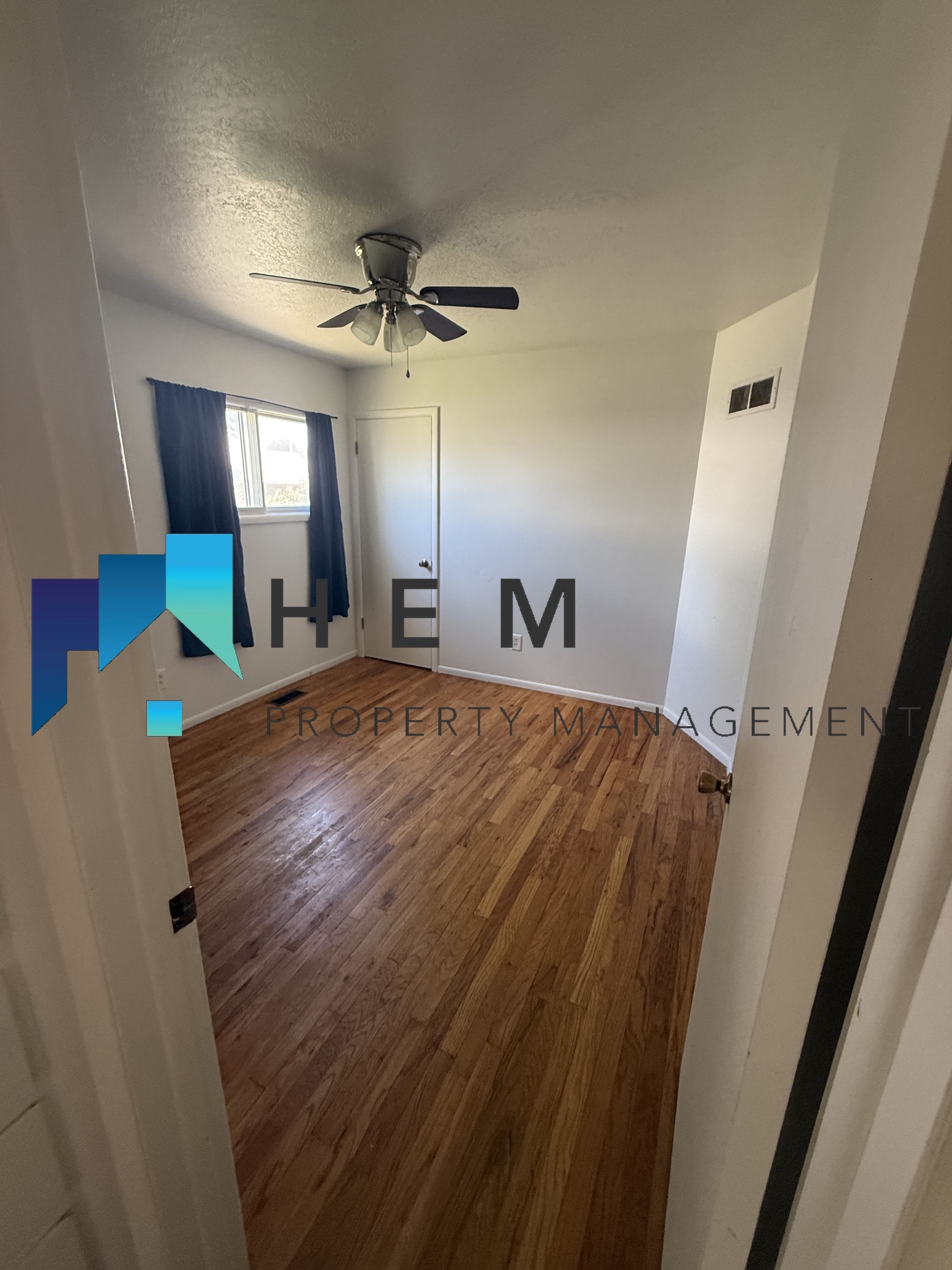 1480 Calkins Avenue – photo 5