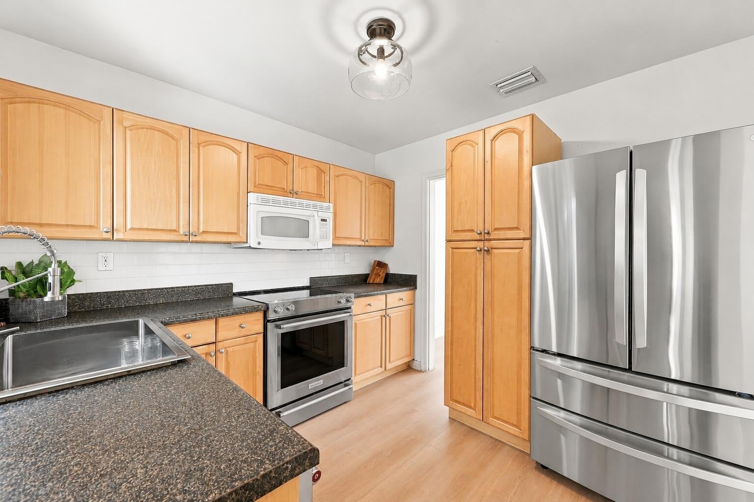 351 SW 13TH Street – photo 3
