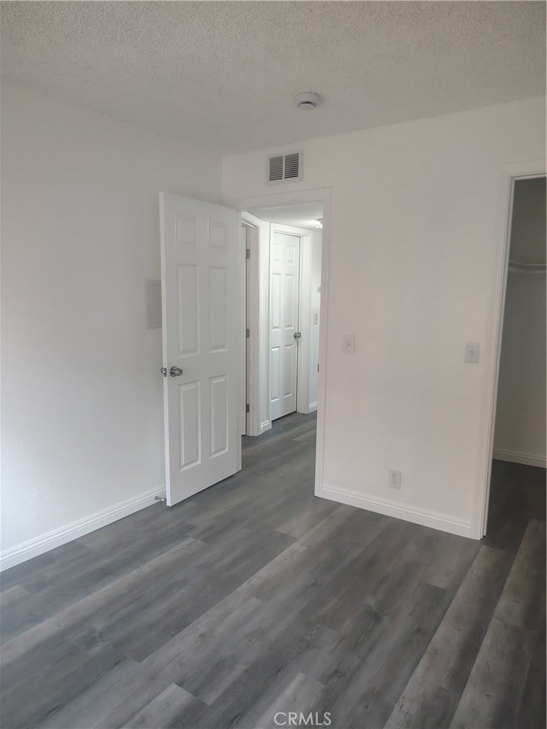 1667 Kingsley – photo 1