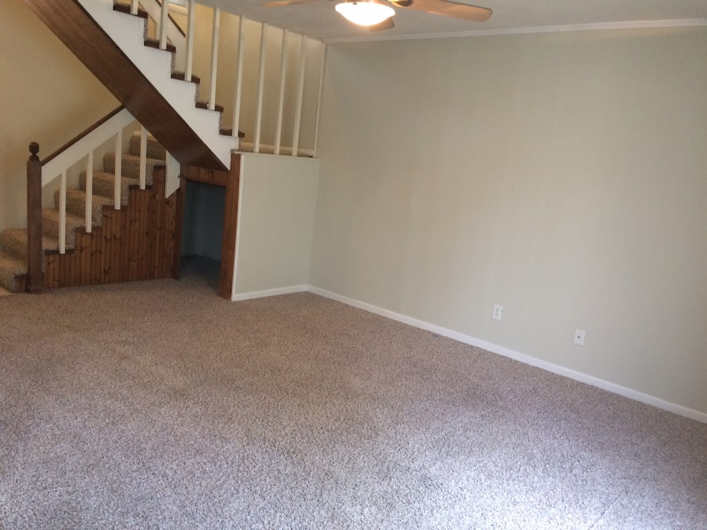 2 Bedroom 1 1/2 bath – photo 2
