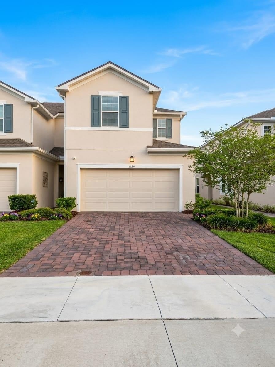 1120 LAKESHORE BREEZE Place – photo 1