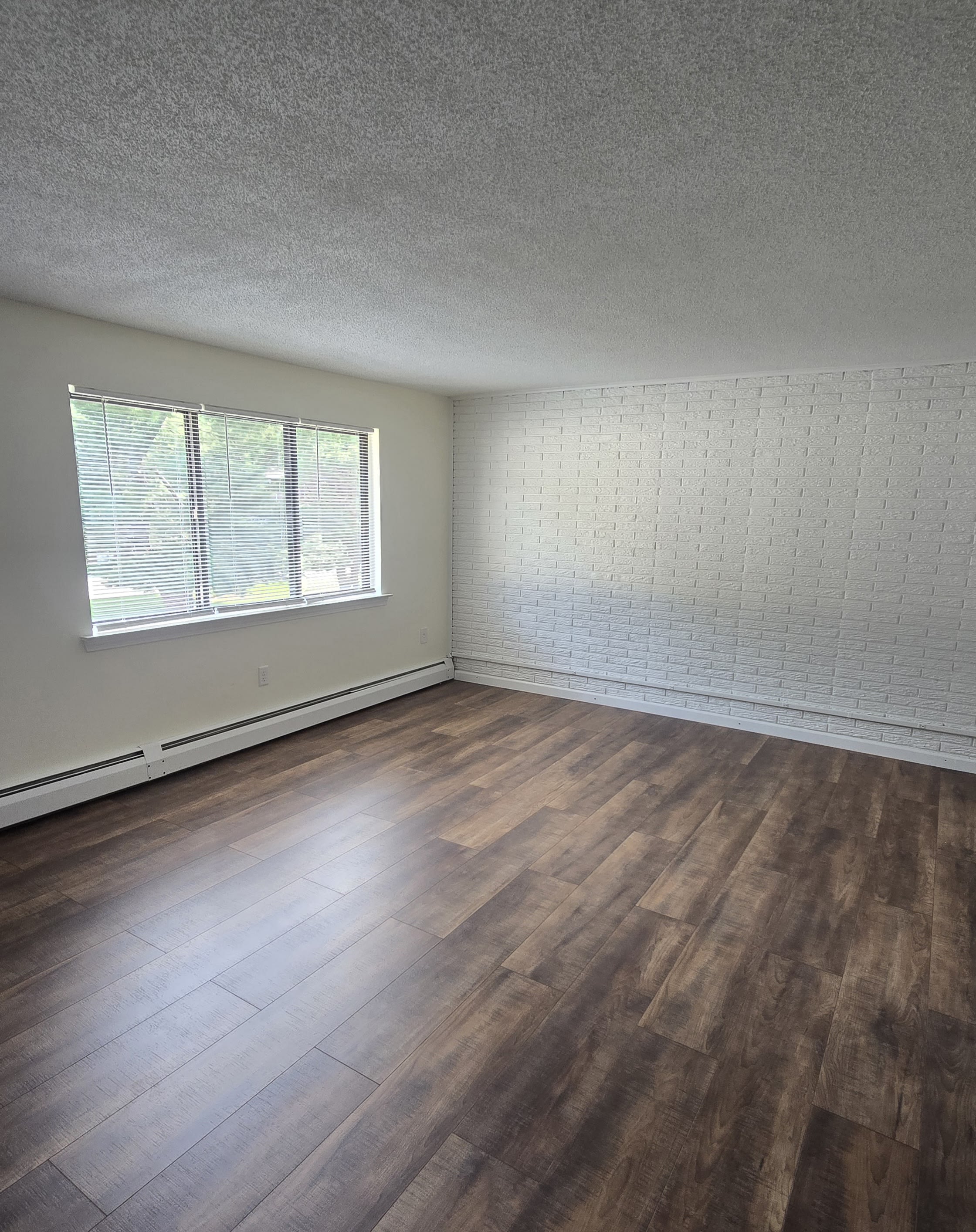 1 Churchill Way – photo 2
