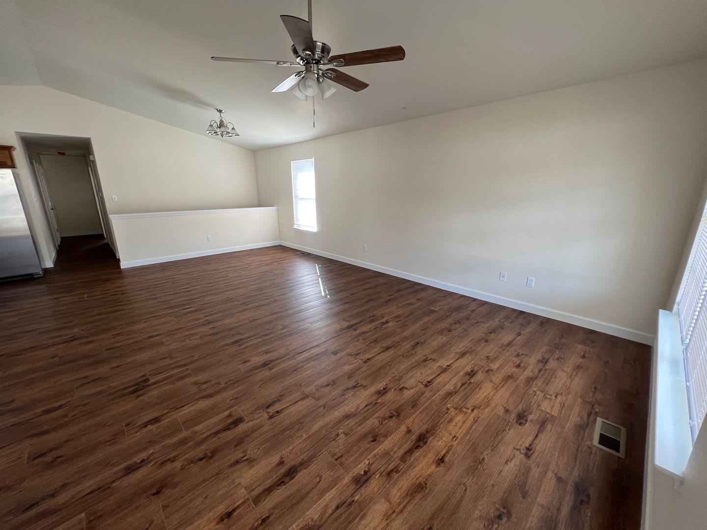 NEWLY RENOVATED HOME – photo 3