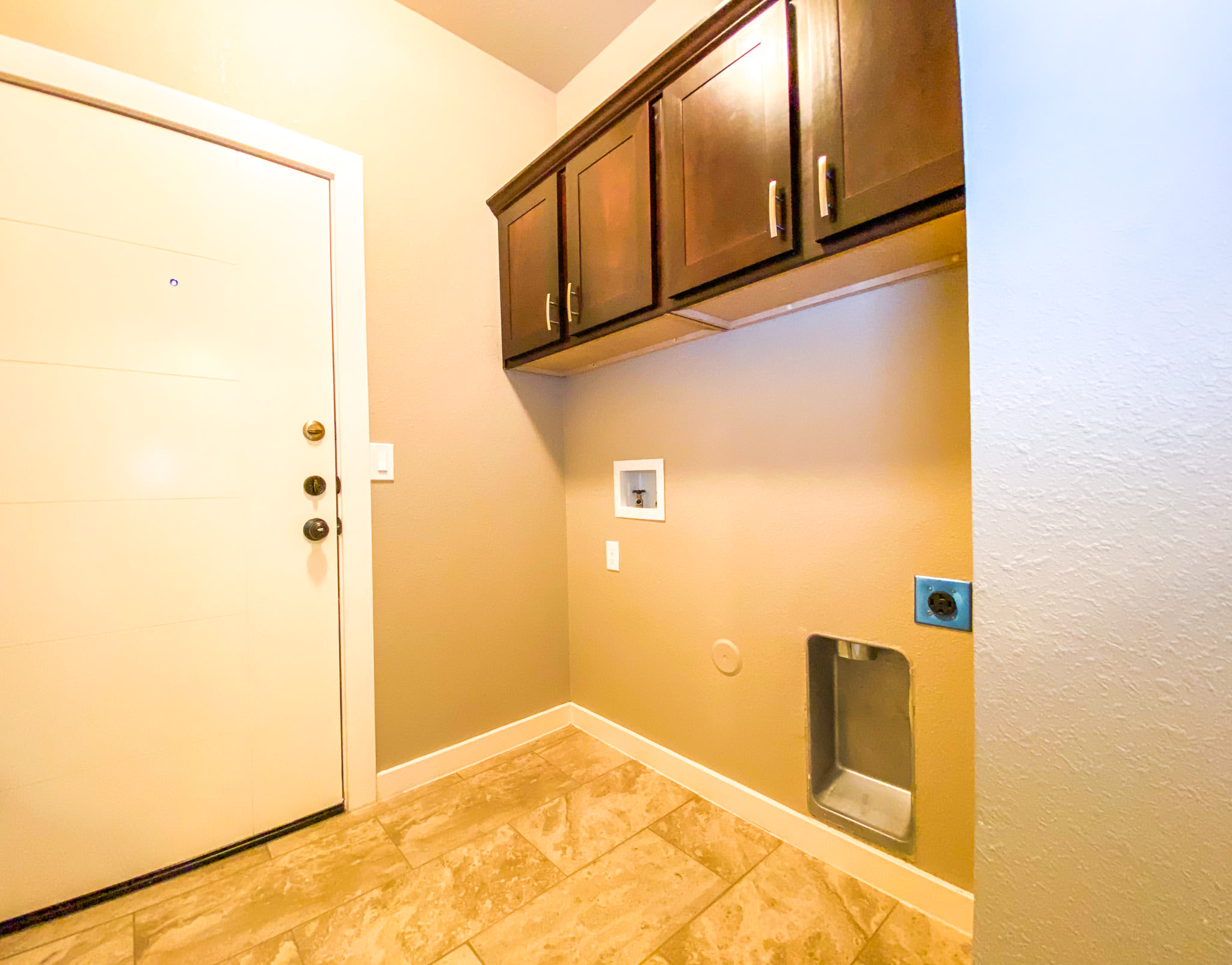 445 Stetson Drive – photo 5
