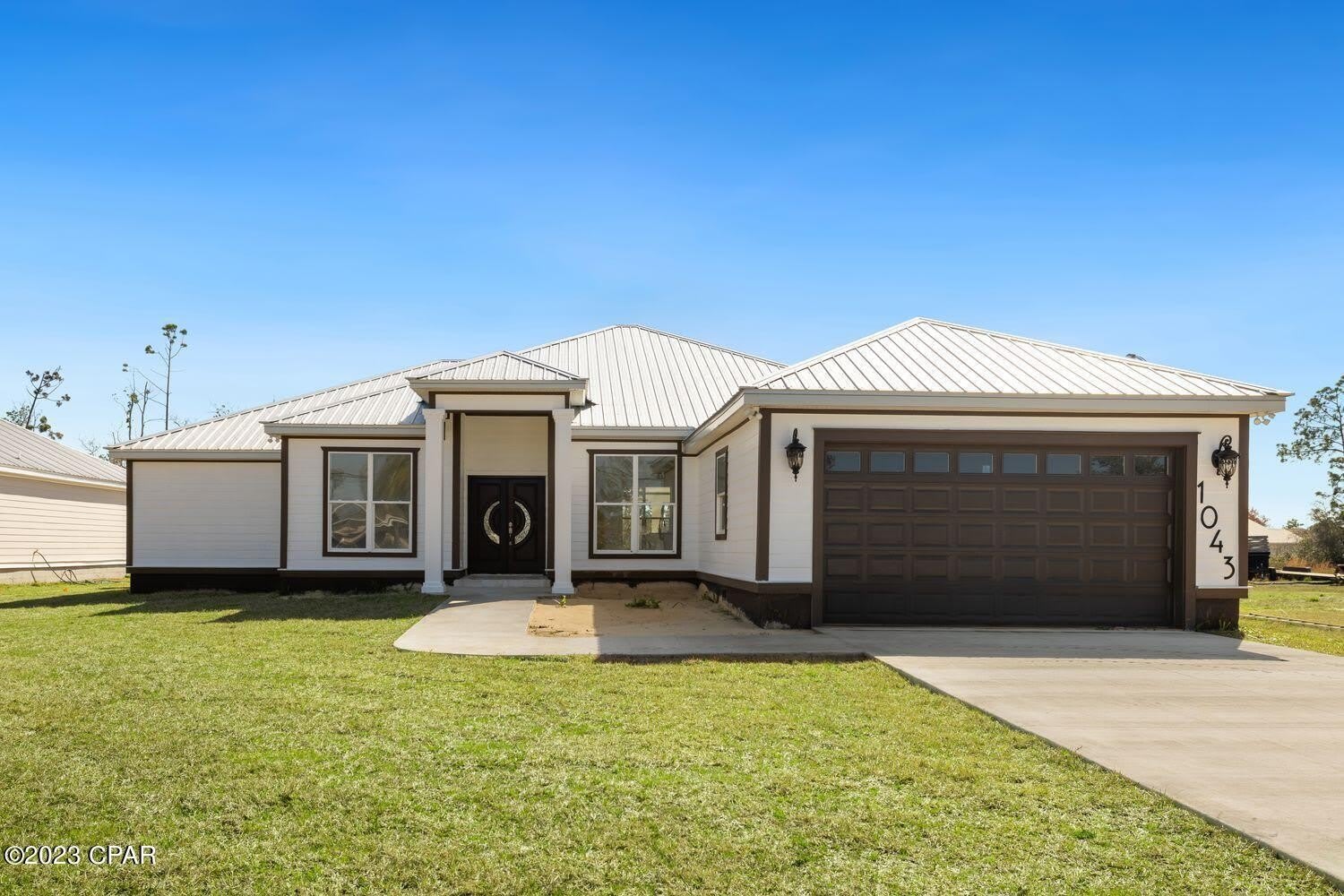 1043 Plantation Drive – photo 2