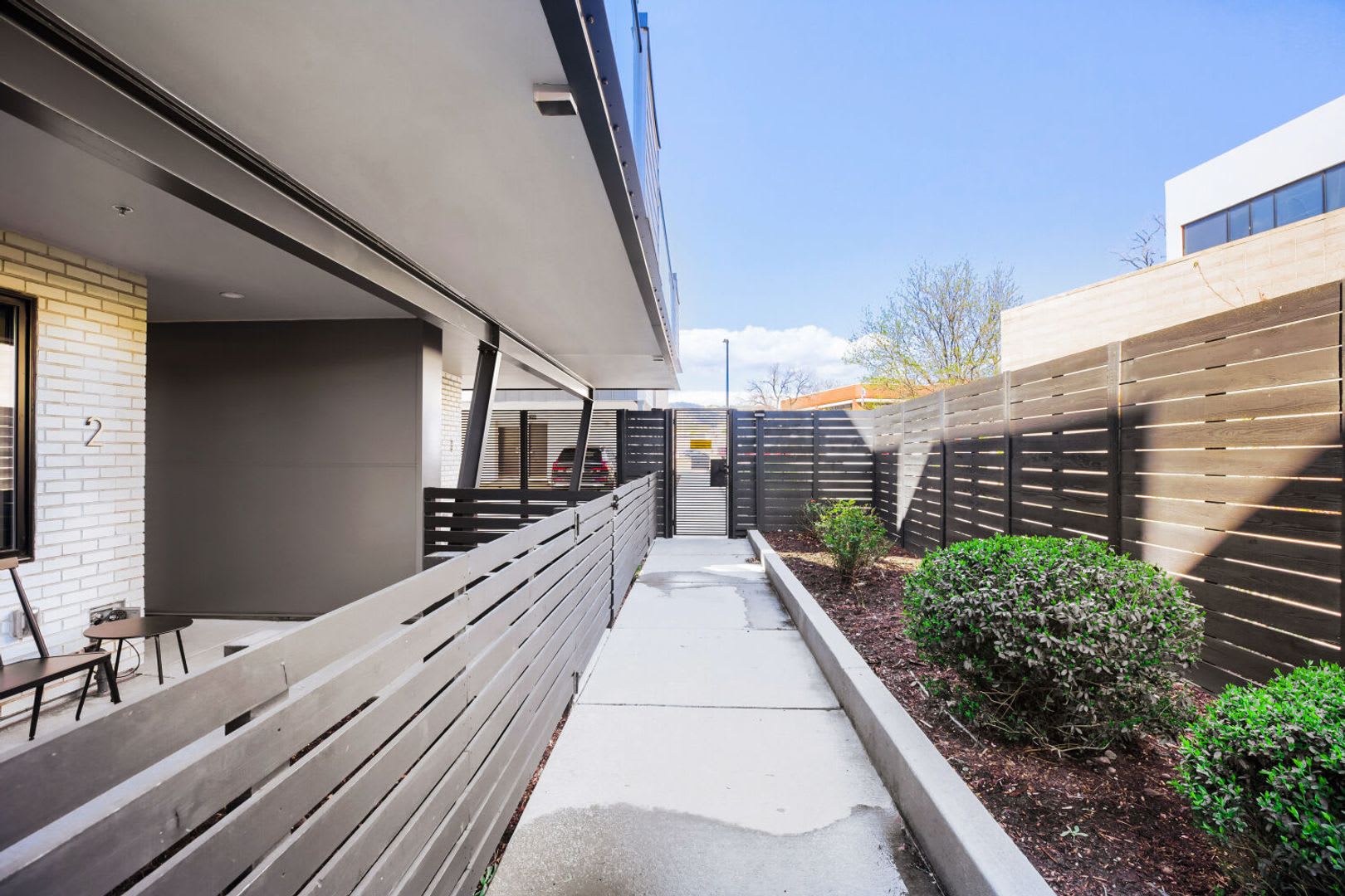 Stylish 2BR Boulder Retreat – photo 5