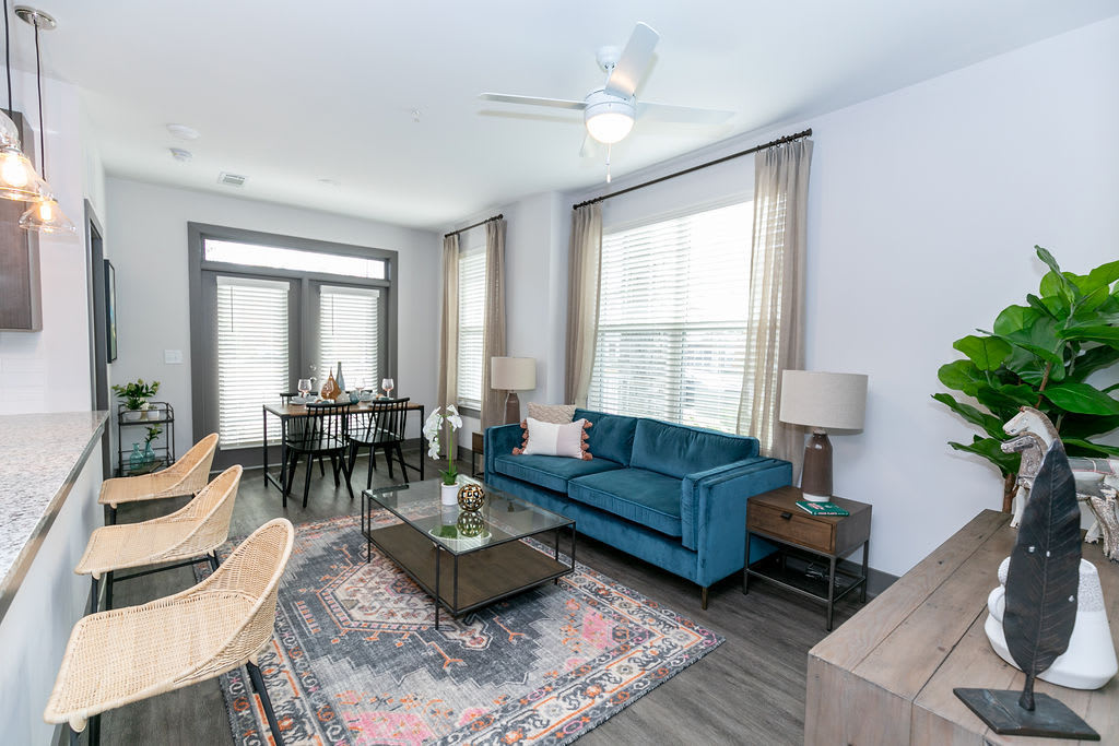 Gibson Flowery Branch – photo 5