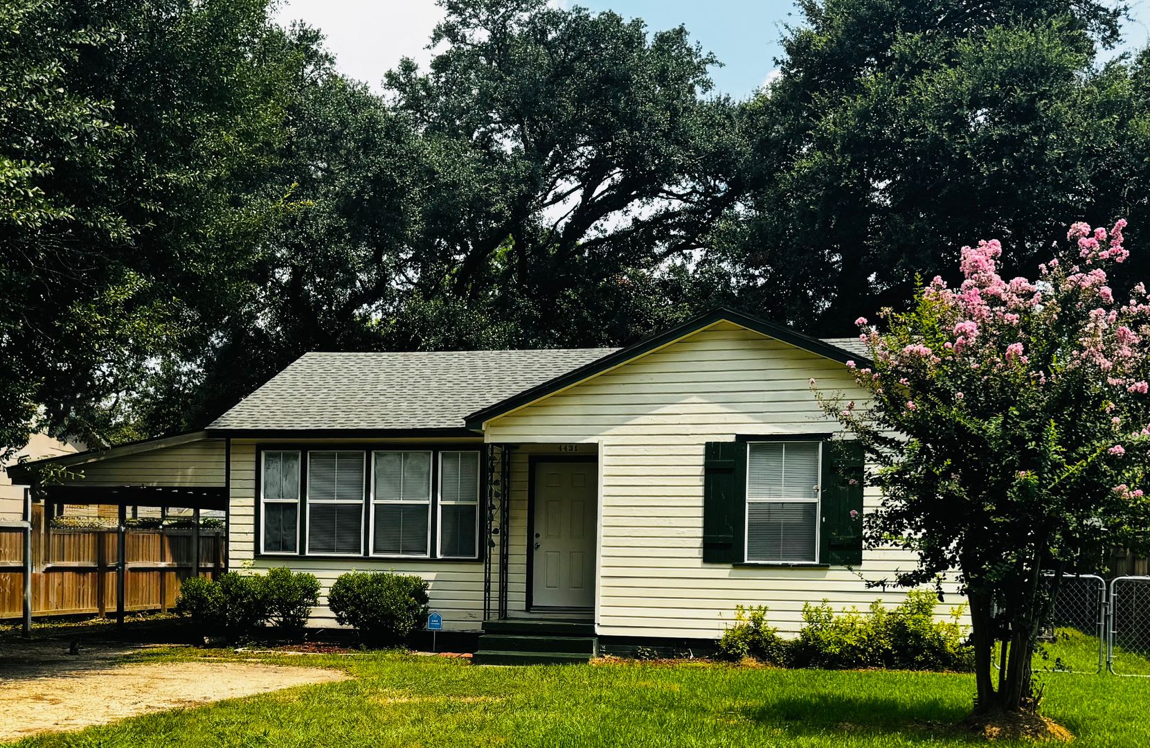 4431 Adams Avenue (4 Bed/2 Bath) – photo 1