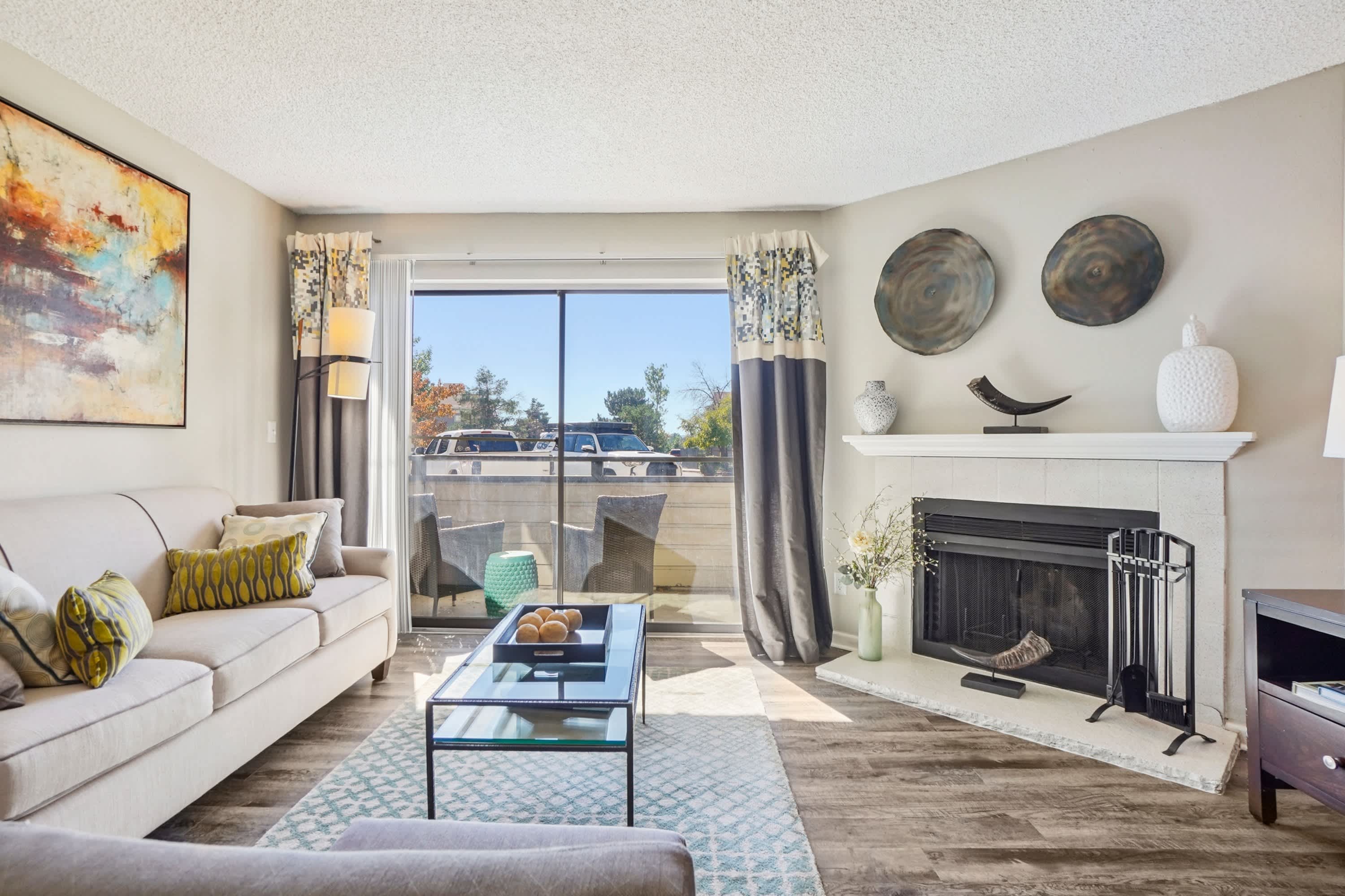 Deer Crest Apartment Homes – photo 2