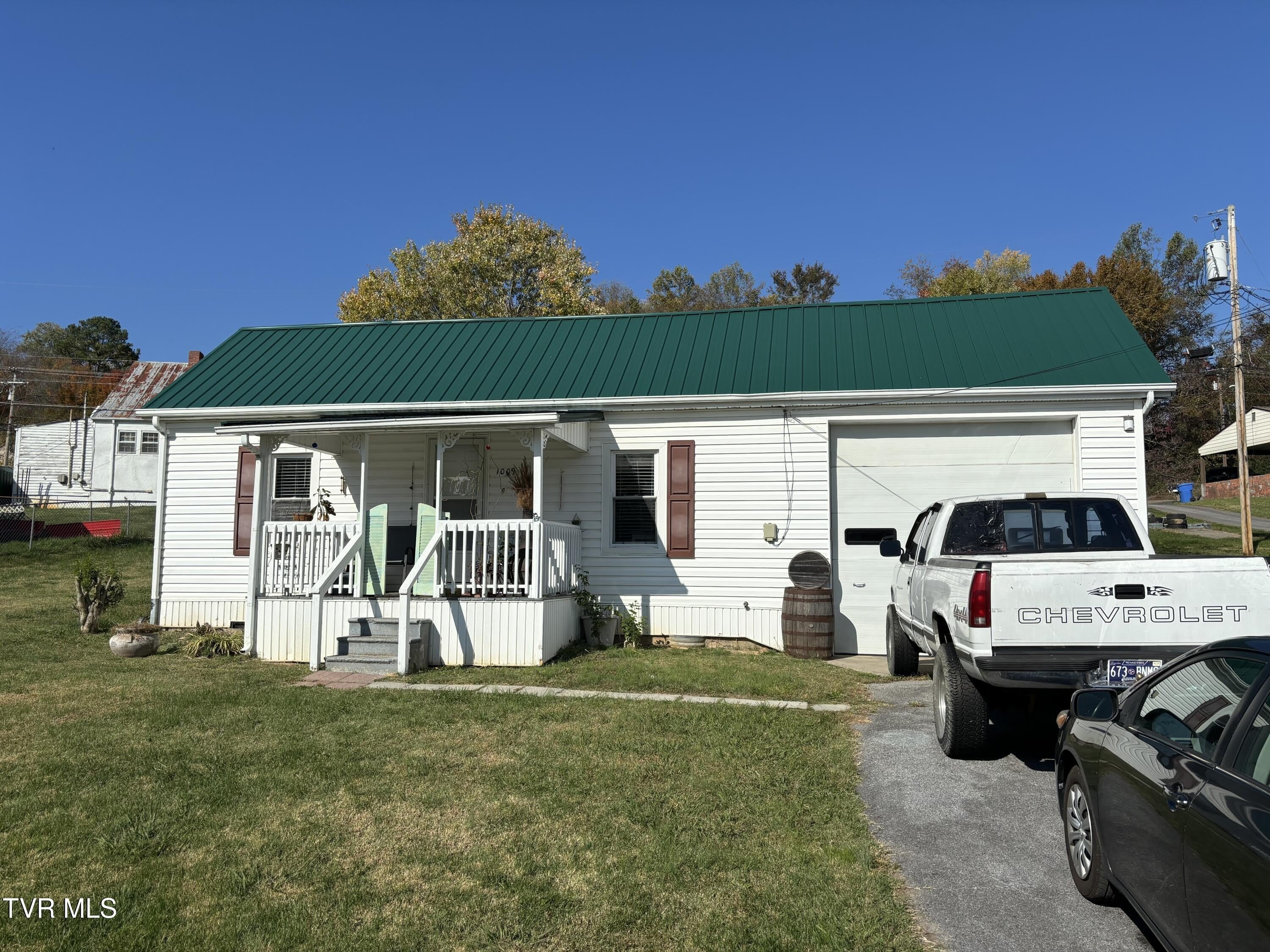 1009 Liberty Circle – photo 2