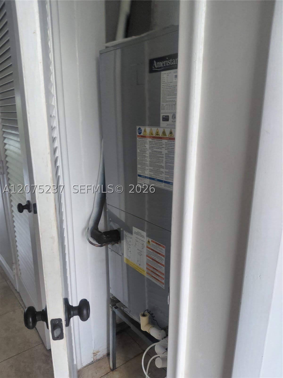5495 Nw 10Th Ct – photo 5