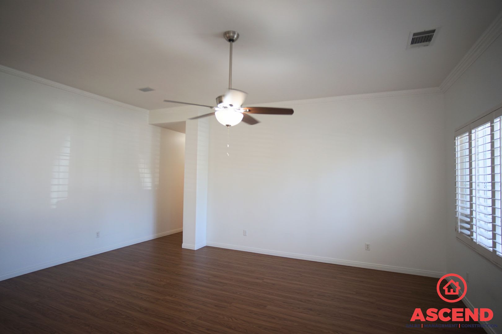 Beautiful Home Off of Coffee and Olive! – photo 2