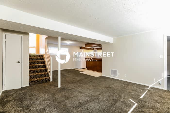 8403 91 E STREET – photo 4
