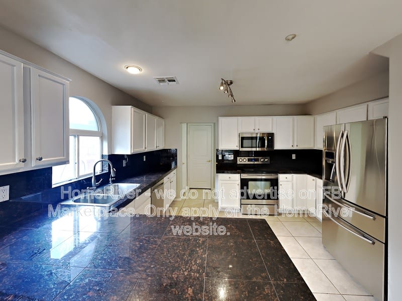 15550 N Frank Lloyd Wright Blvd – photo 5