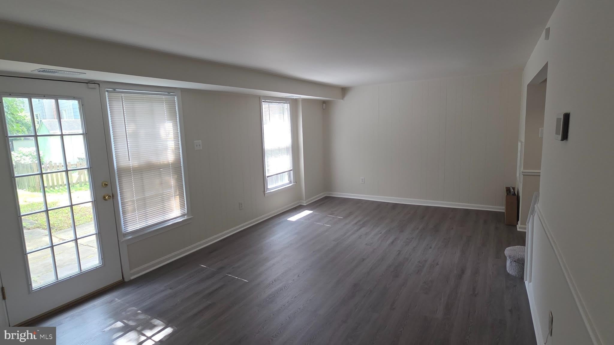 8106 LAKEPARK Drive – photo 3