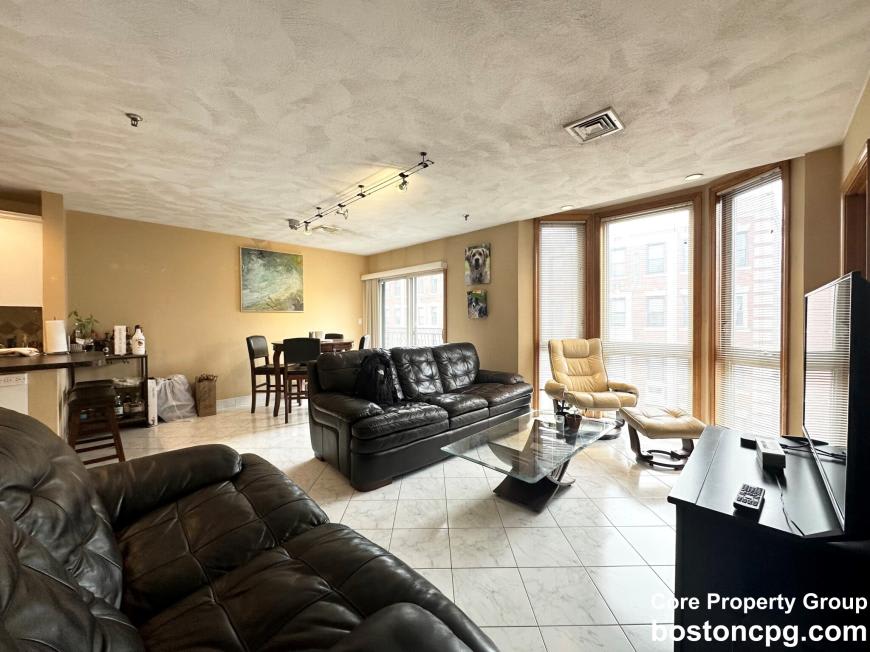 237 Hanover – photo 4