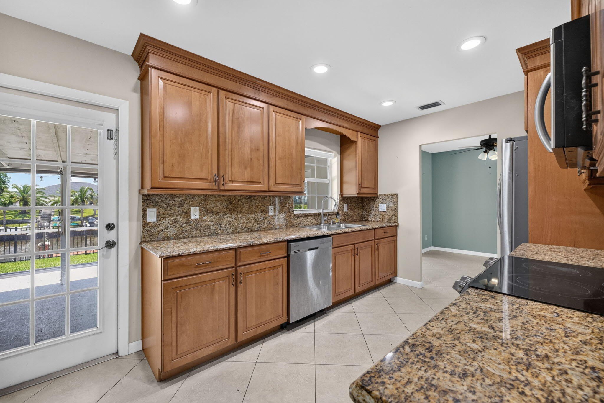 416 SE Naranja Avenue – photo 5