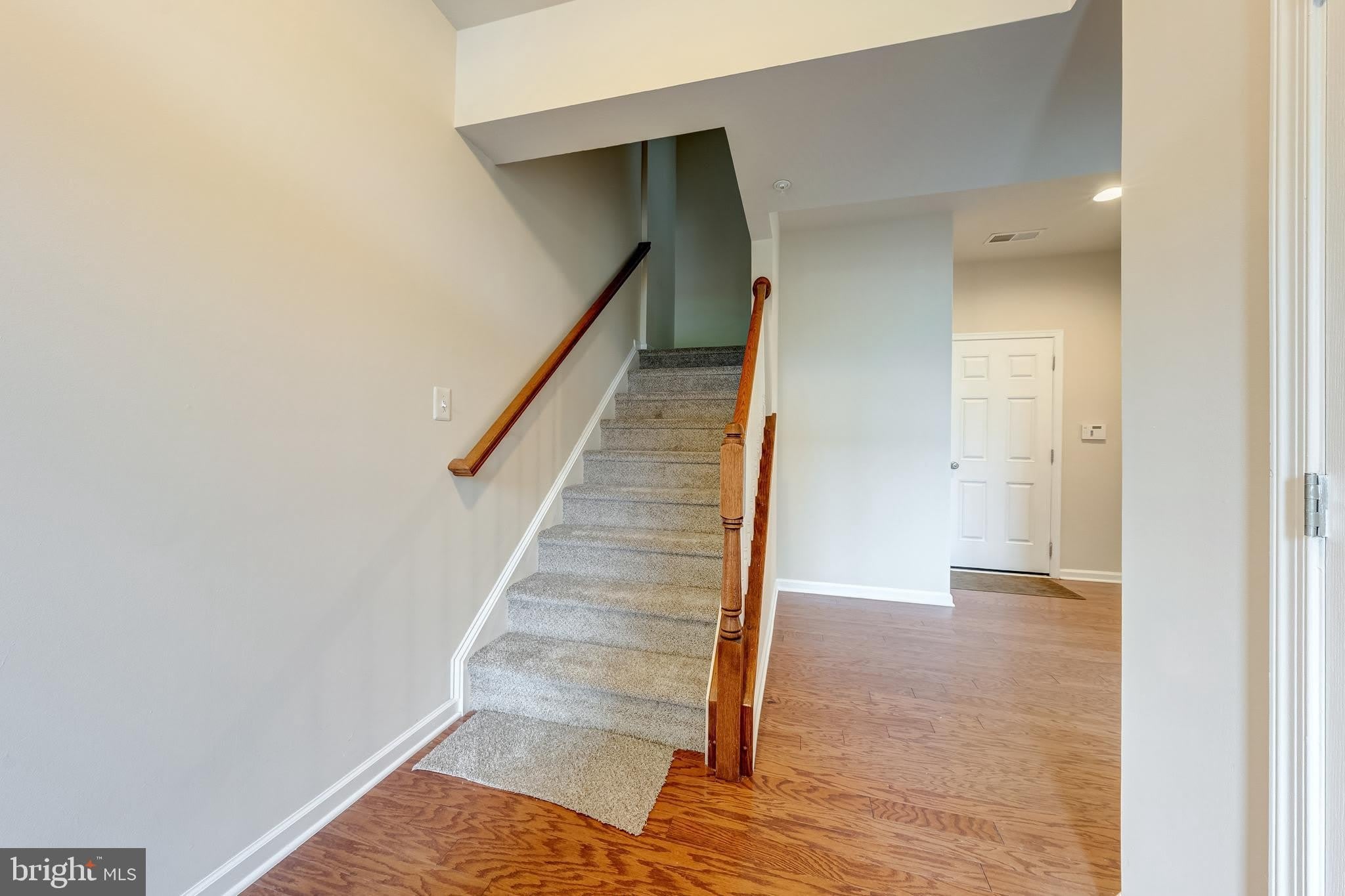 22635 NORWALK Square – photo 3