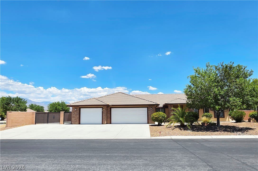 111 Mondale Court – photo 2