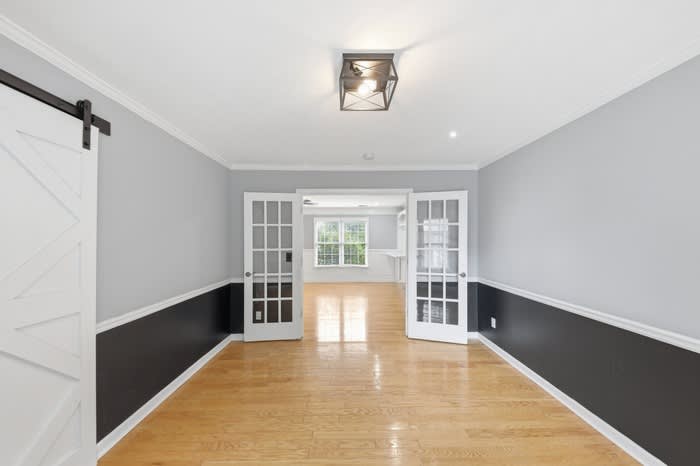 310 Crescentview Court – photo 4