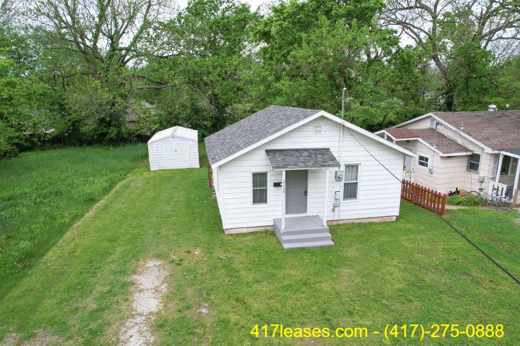2139 N Taylor Ave – photo 4