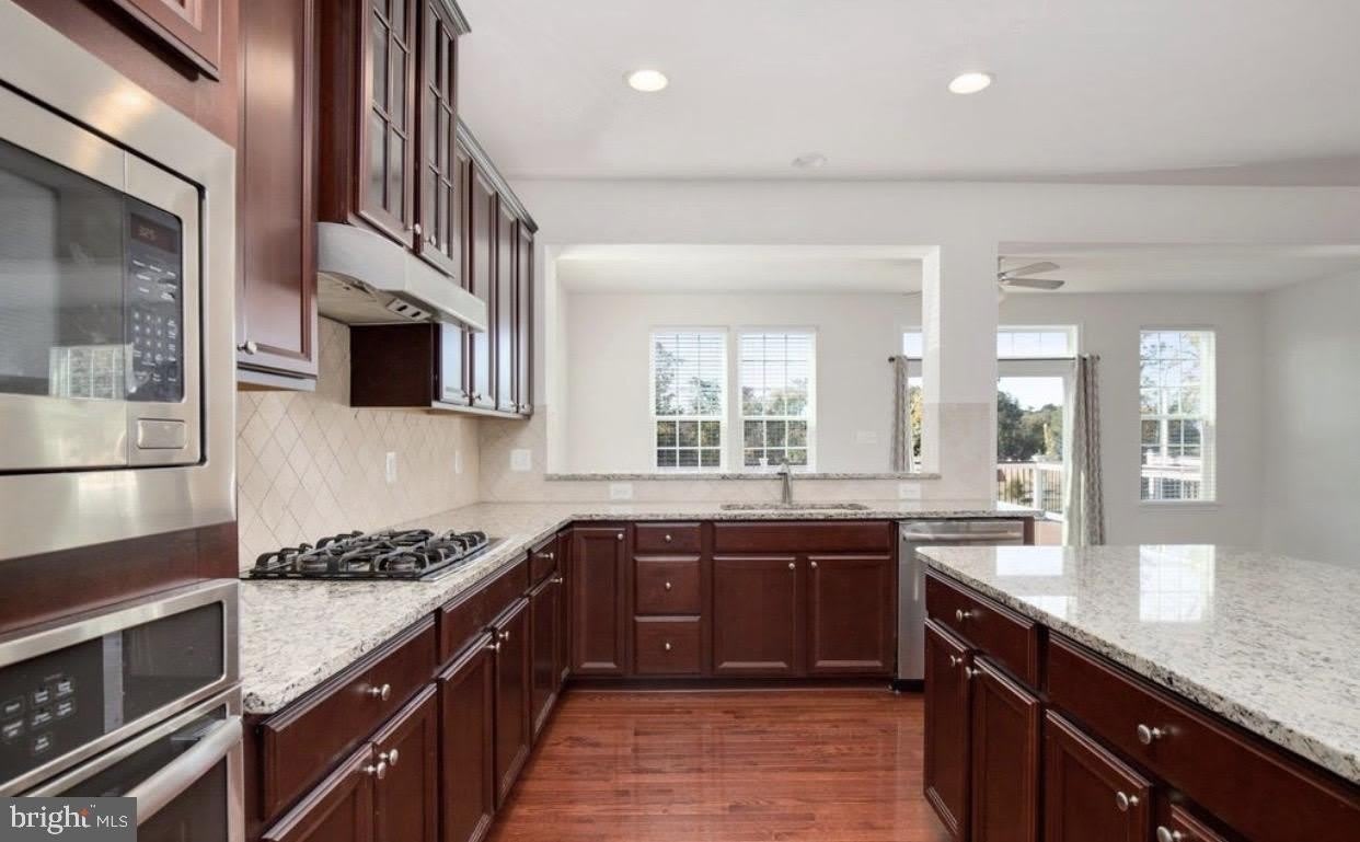 22889 LACEY OAK Terrace – photo 3