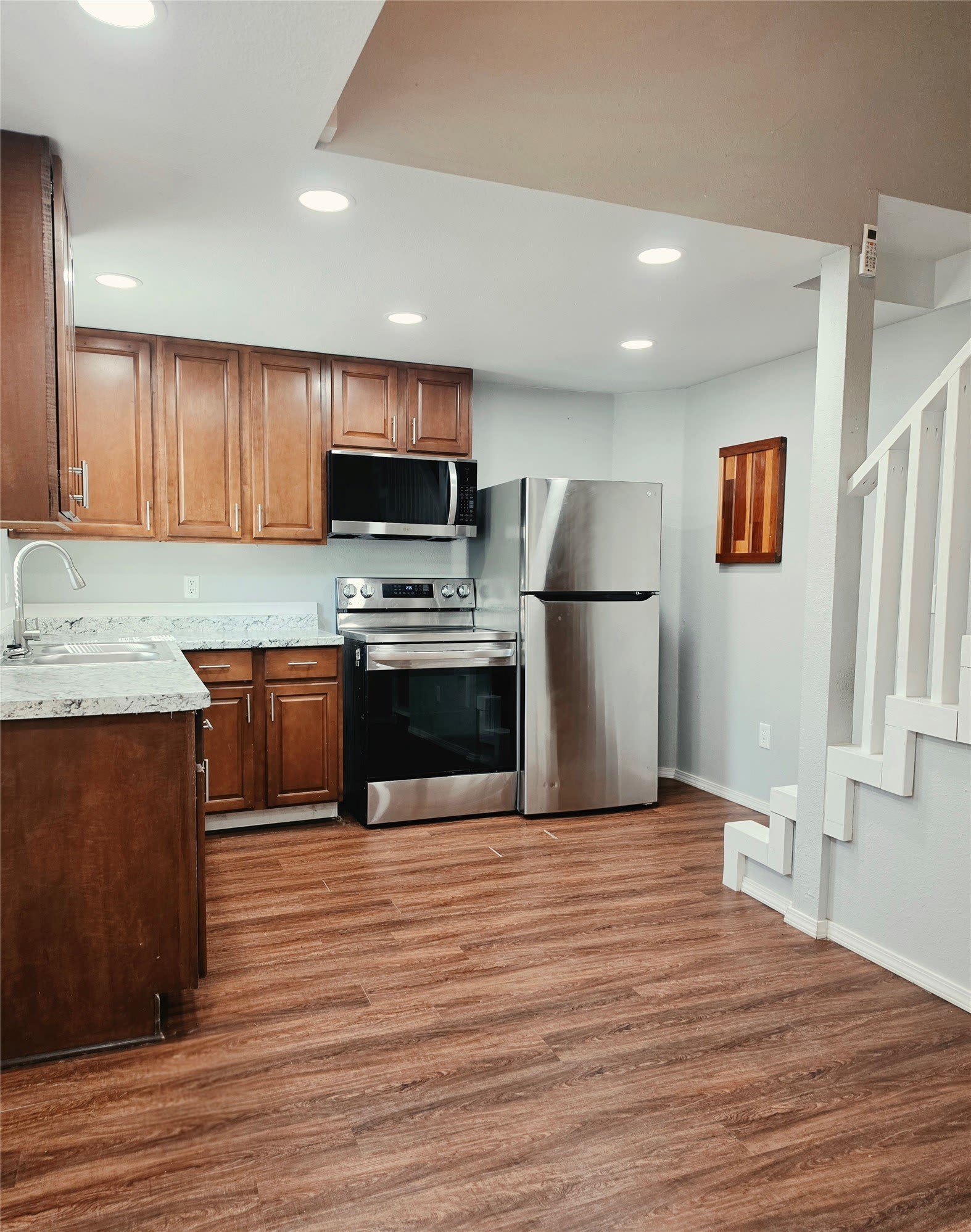 7202 Base Street – photo 5