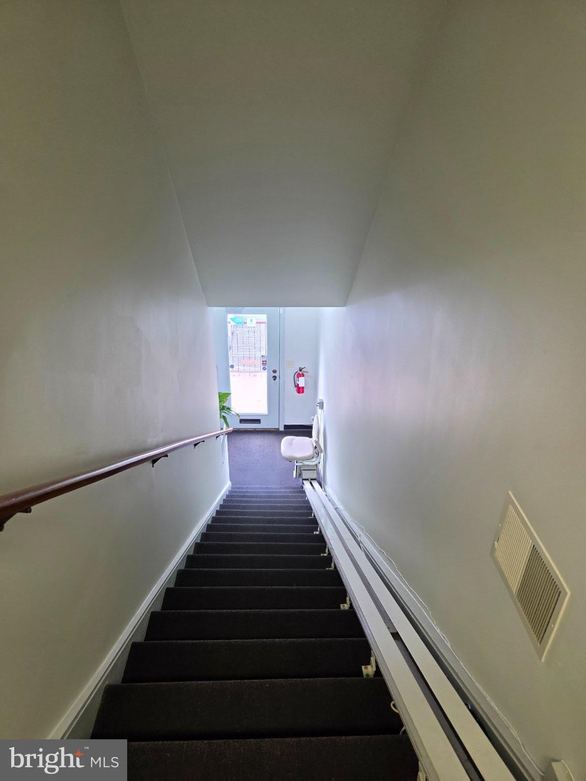 174 Thomas Johnson Drive – photo 3