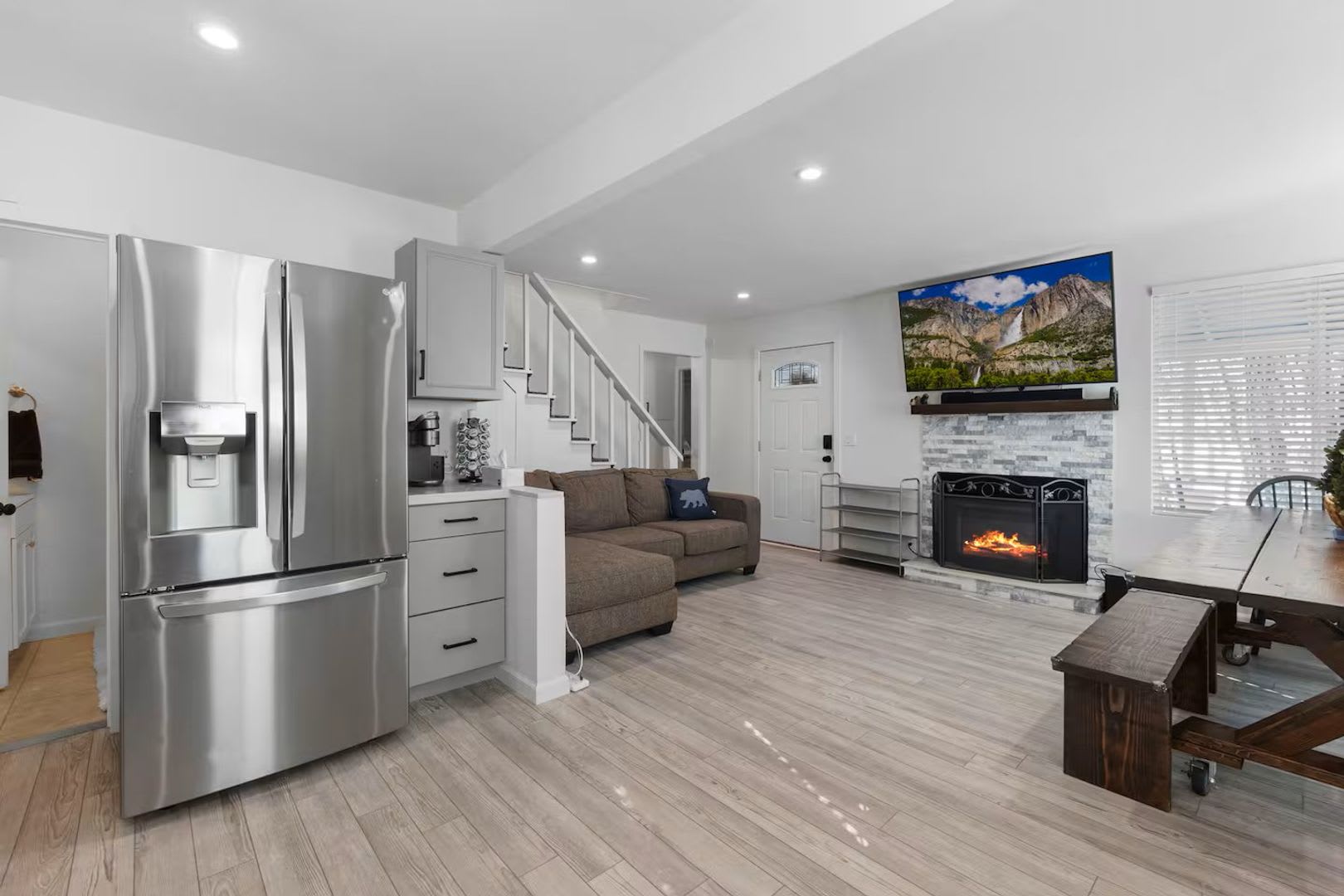 Fully Furnished Twain Harte Retreat with Private Lake Access & Walk to Downtown – photo 5