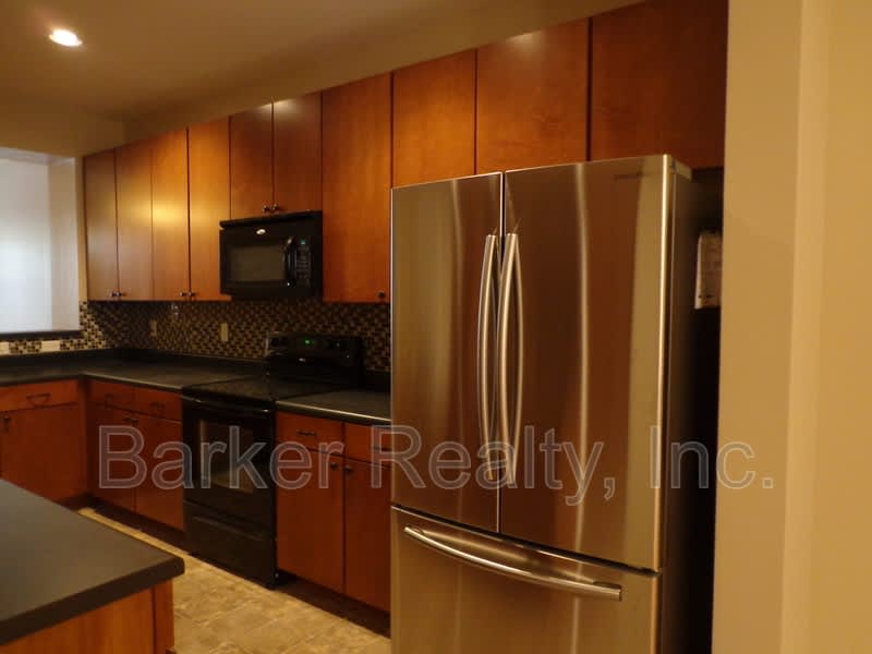 3018 Freeport Dr – photo 4