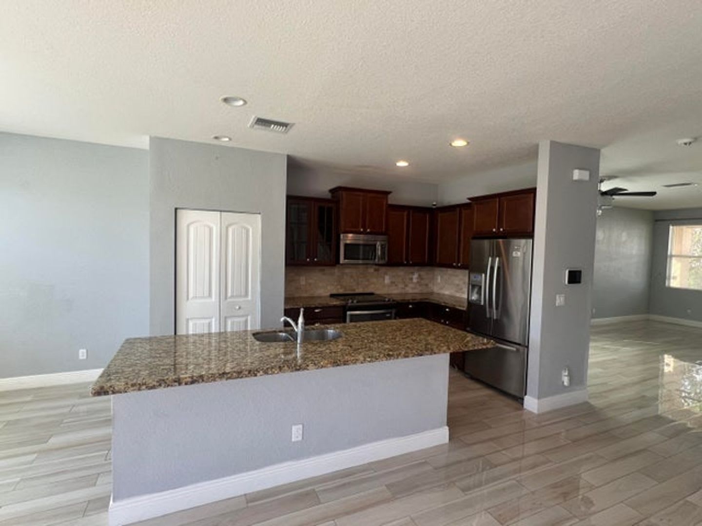 810 Palm Tree Lane West Palm Beach Fl 33415 – photo 2