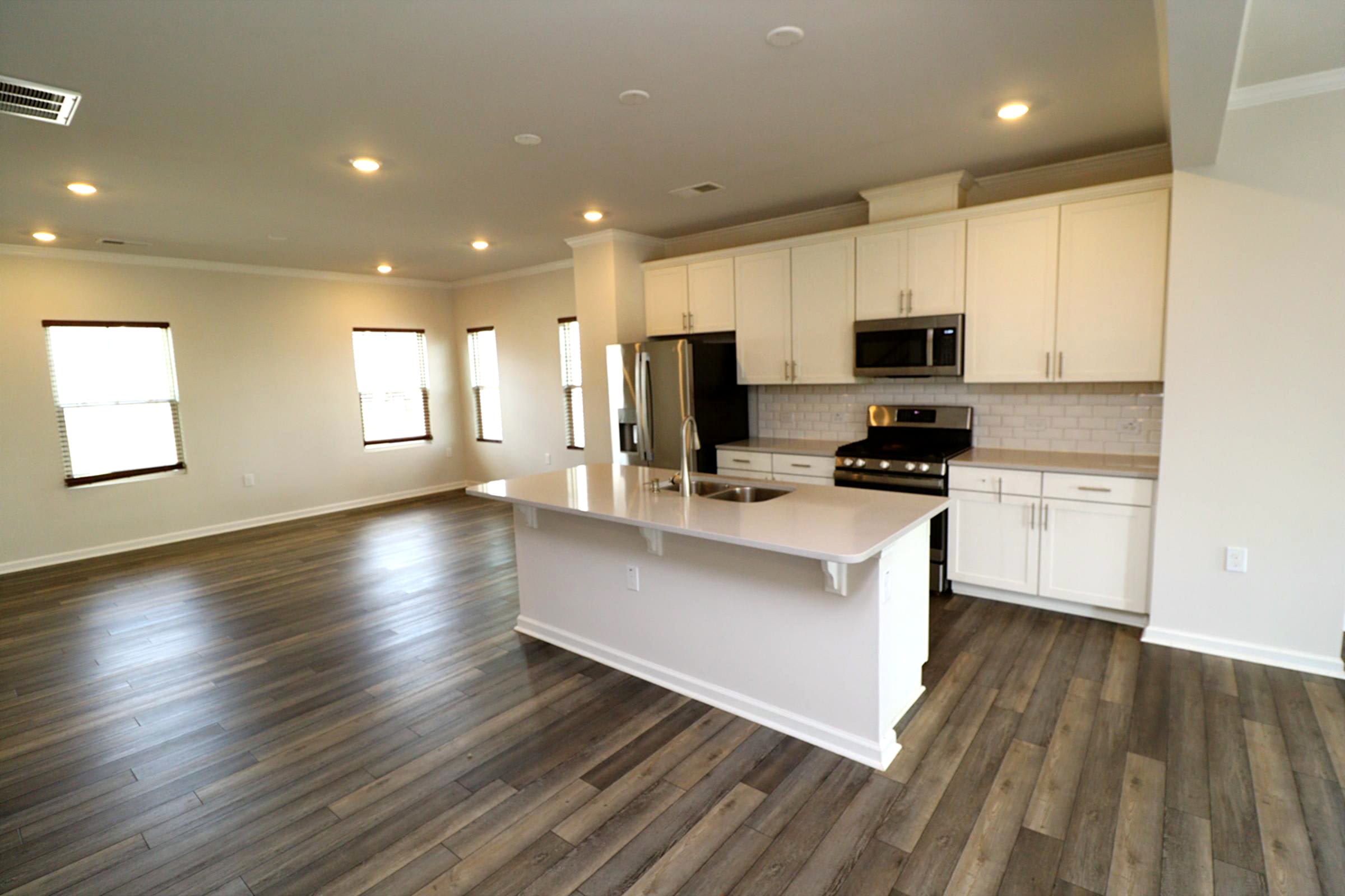 2122 Terrawood Dr – photo 2