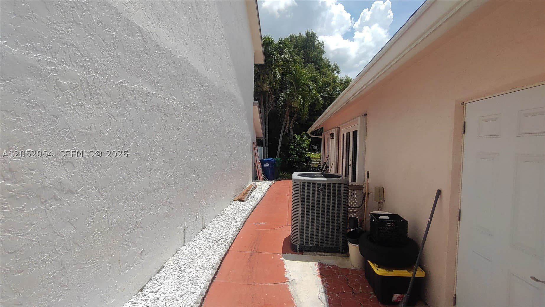 19081 NW 77th Ct – photo 2