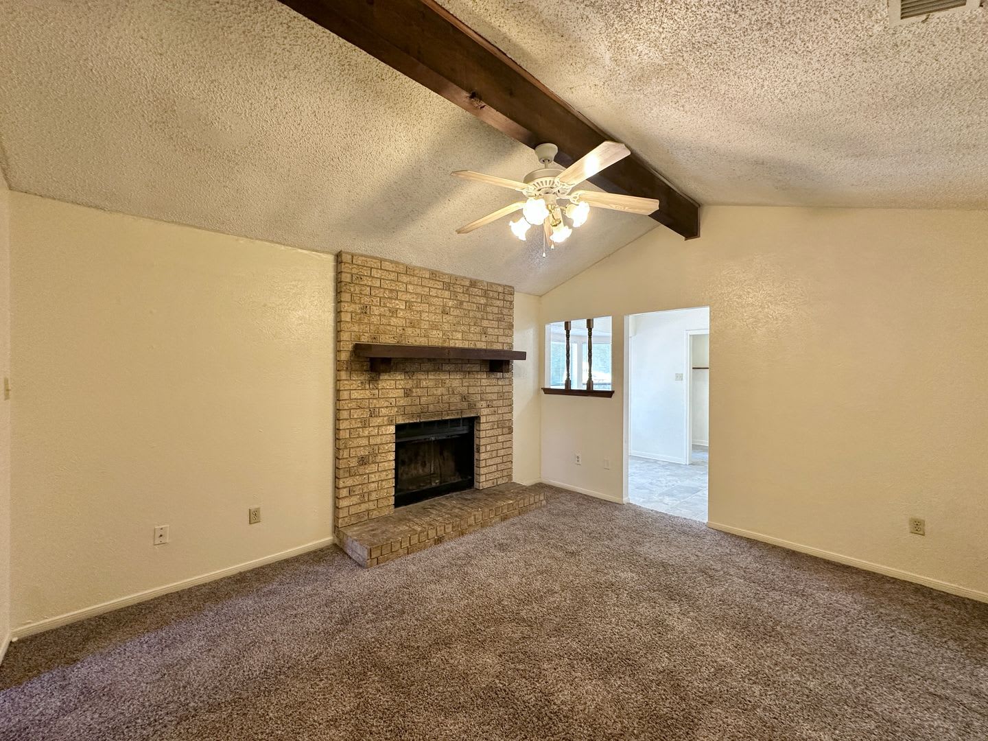 2402 Kirk Cir – photo 4
