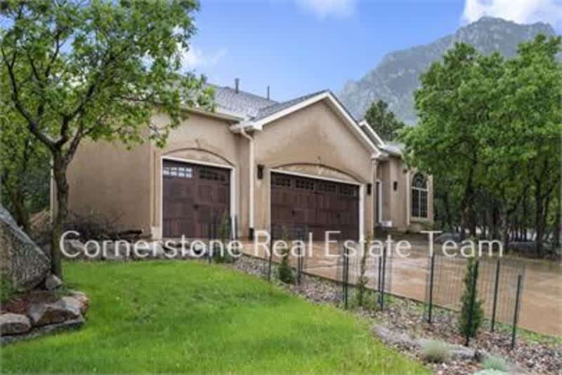 355 Paisley Drive – photo 2