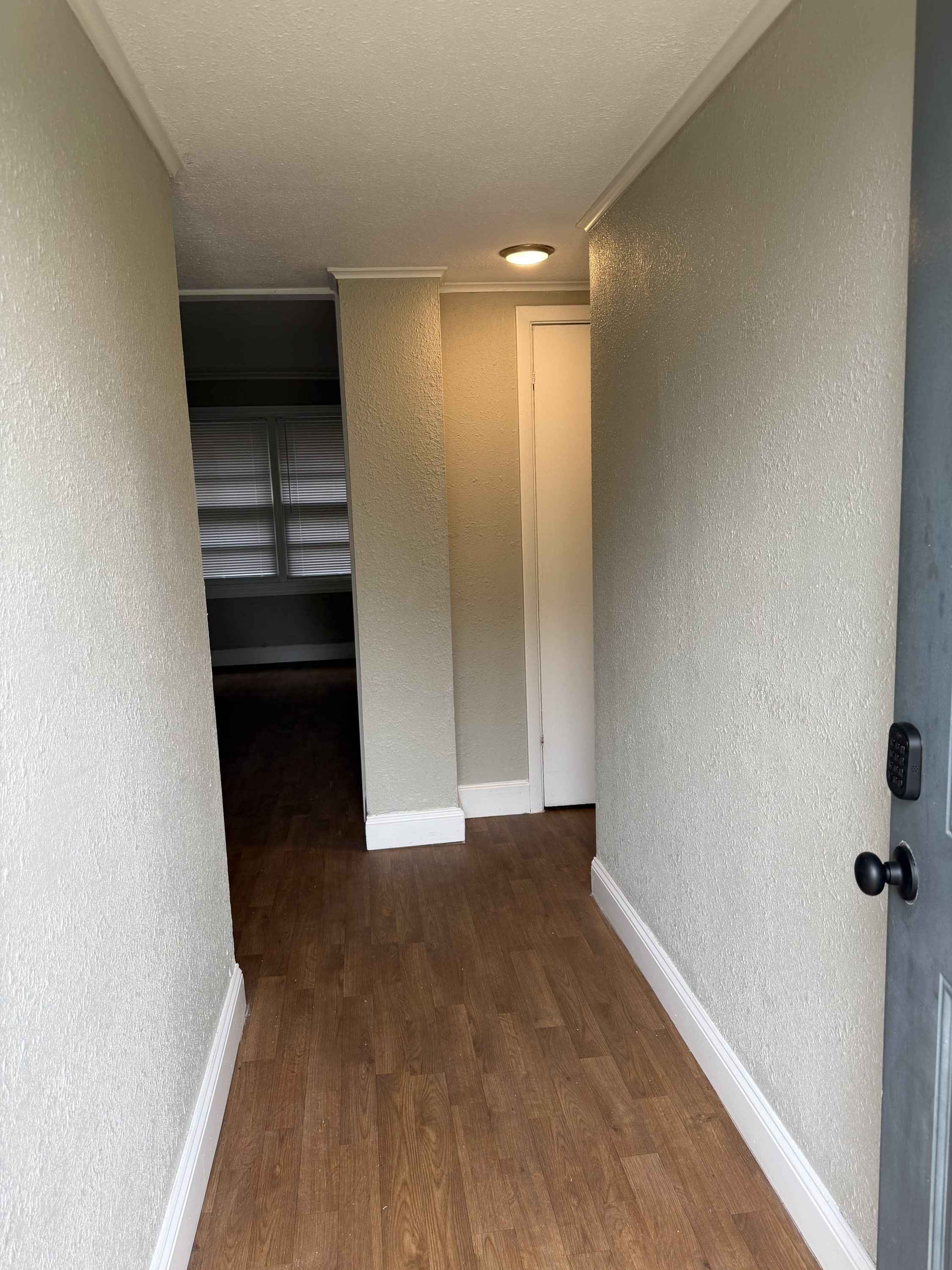1312 S Jackson Avenue B – photo 2