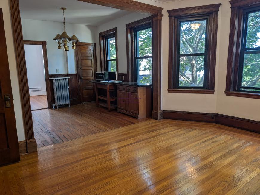 171 Auburn St. – photo 3