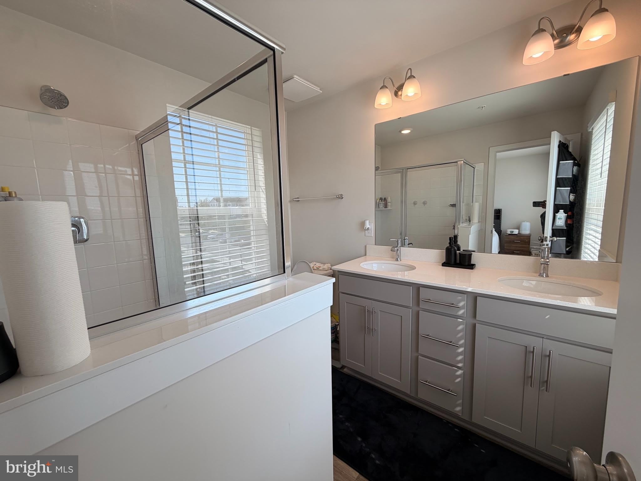 16605 GREEN GLADE DR – photo 3