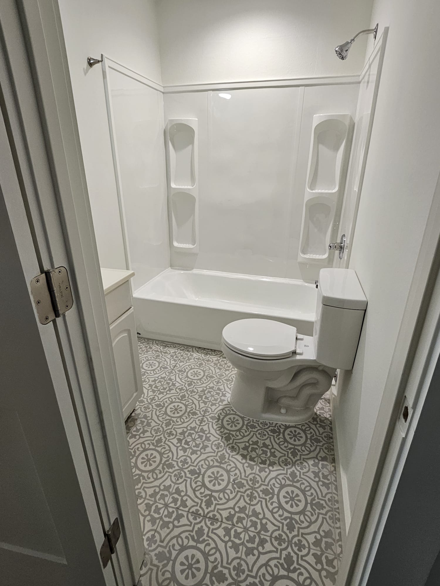 522 Aurora Ave – photo 2