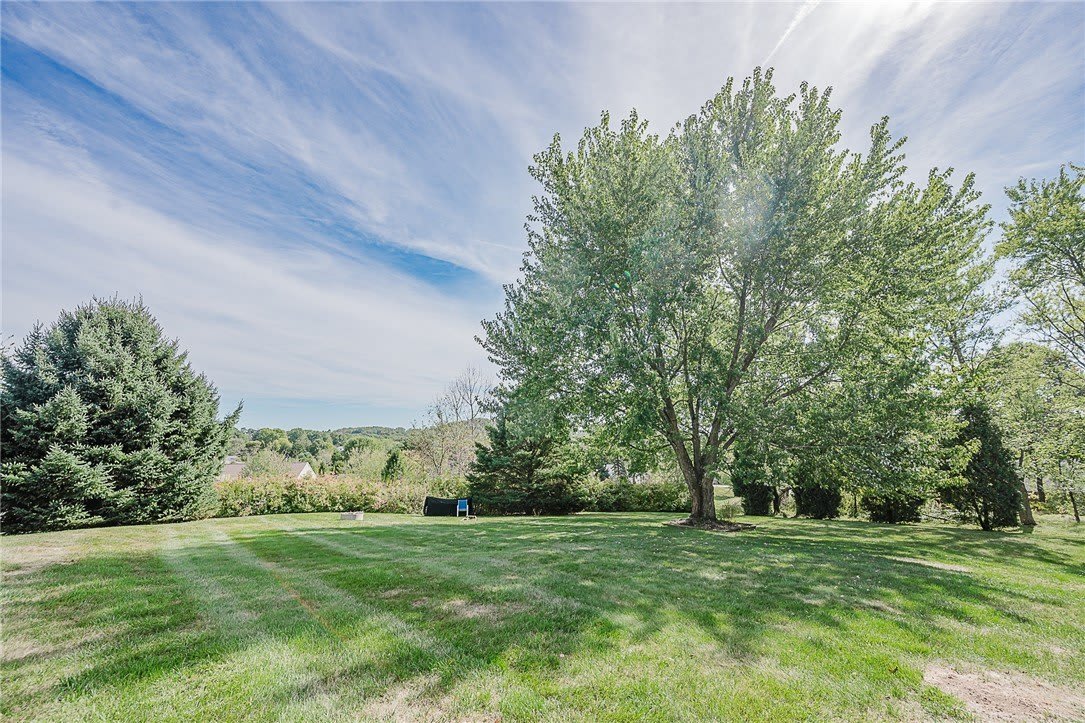 979 Barclay Rd – photo 4
