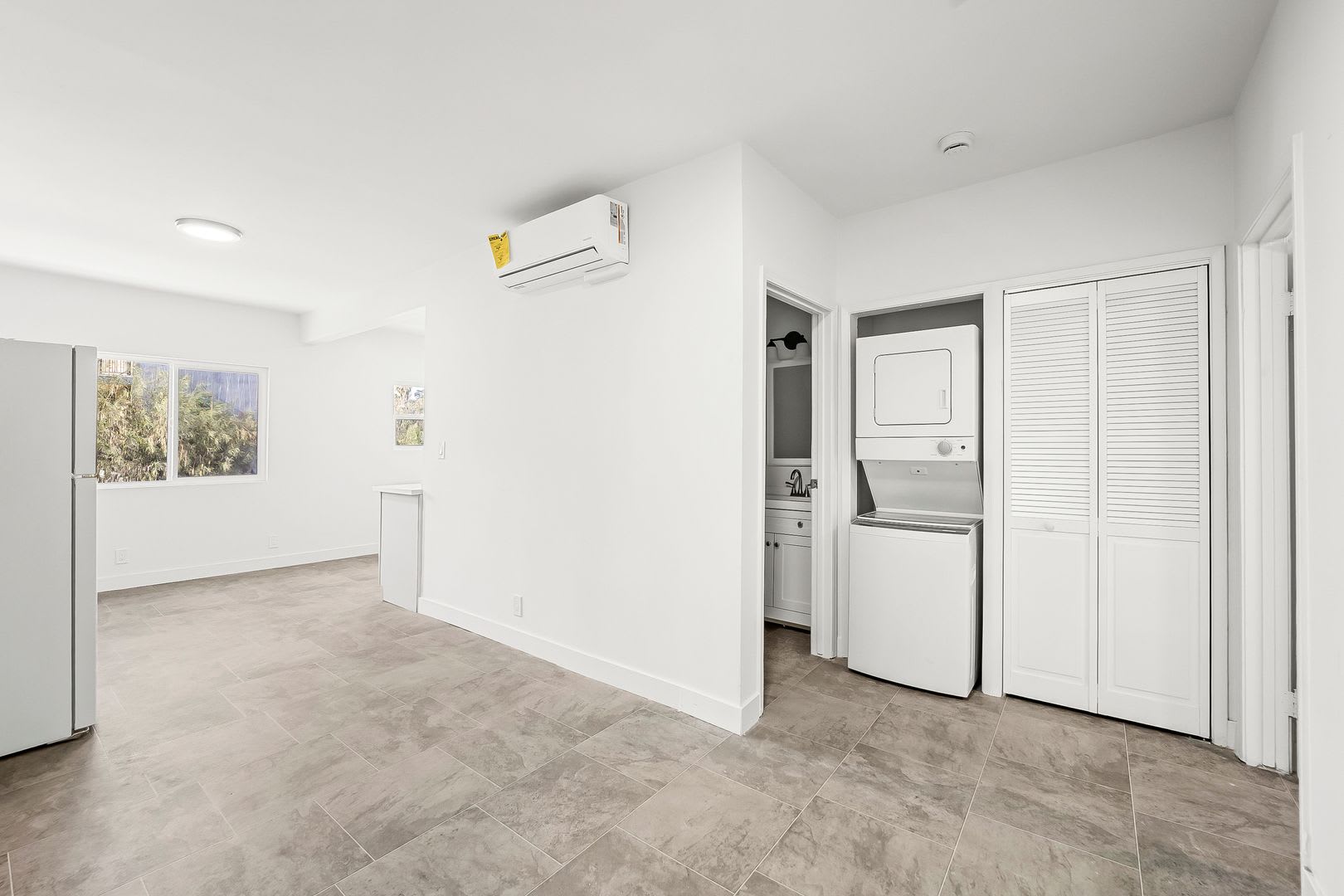1630 W. Temple St. – photo 5