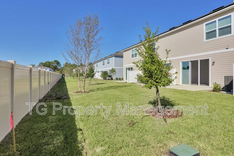 298 Anthony Drive – photo 3