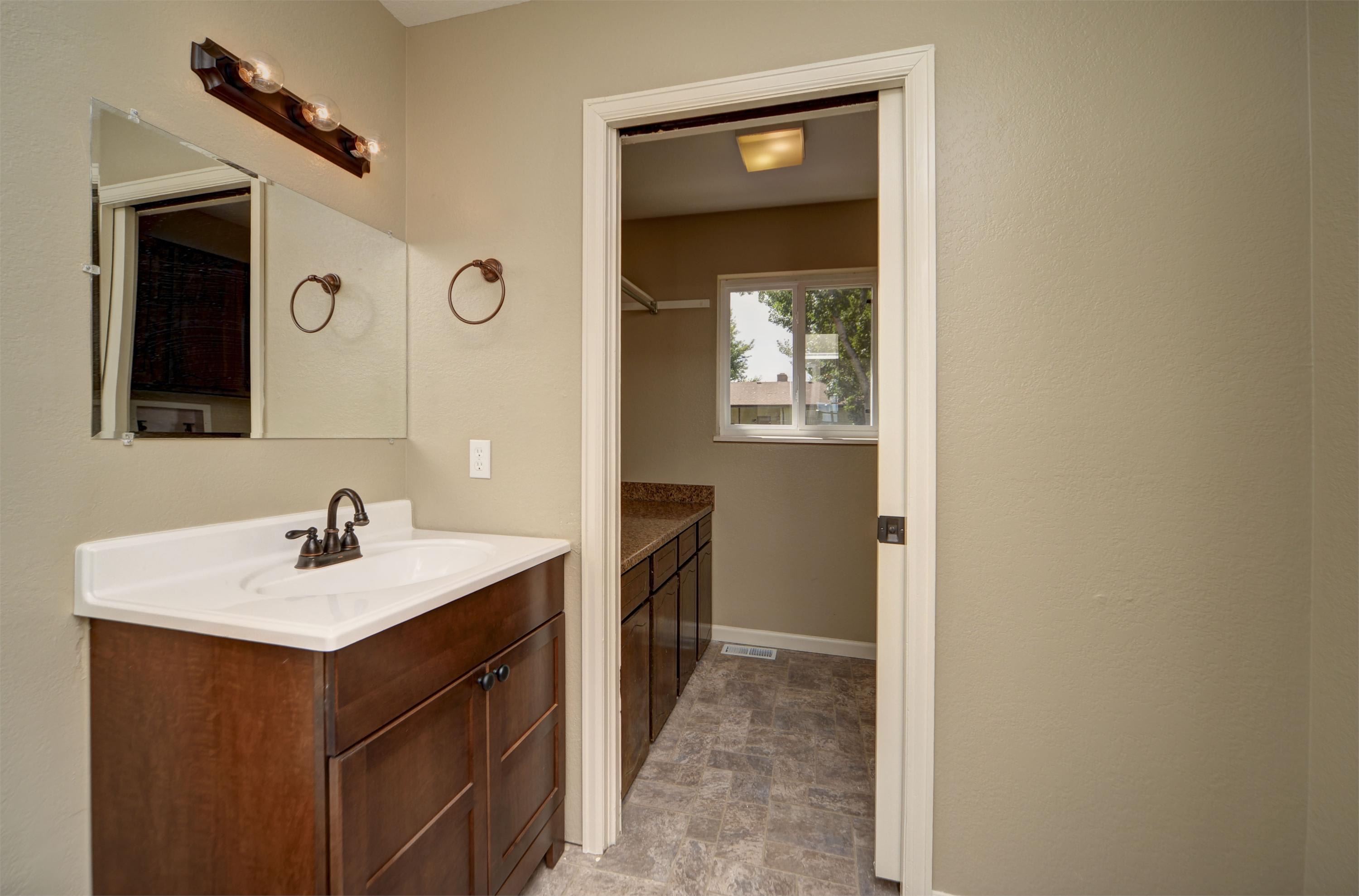 4394 W 2nd st – photo 4