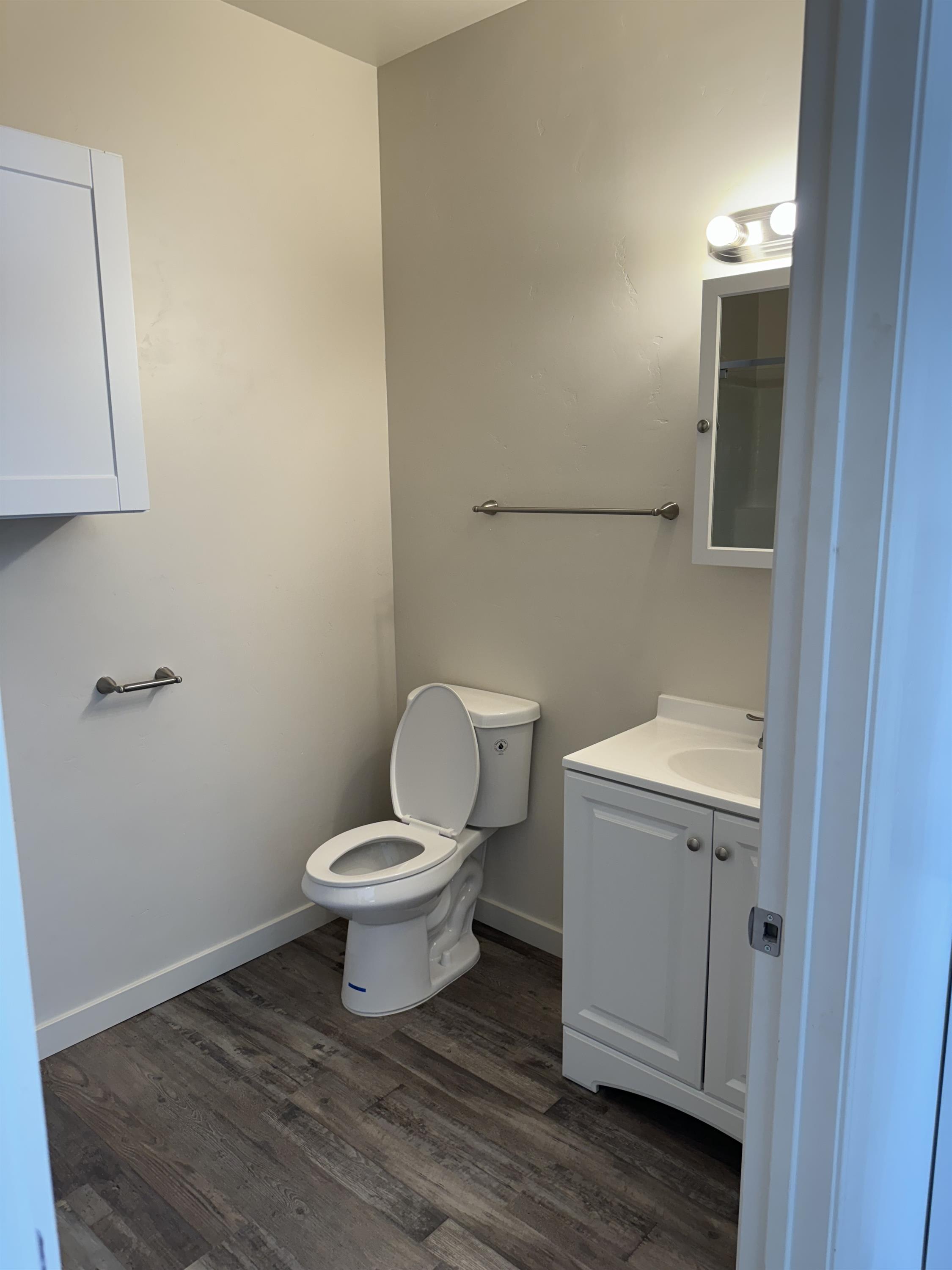 309 East Grove Avenue – photo 5