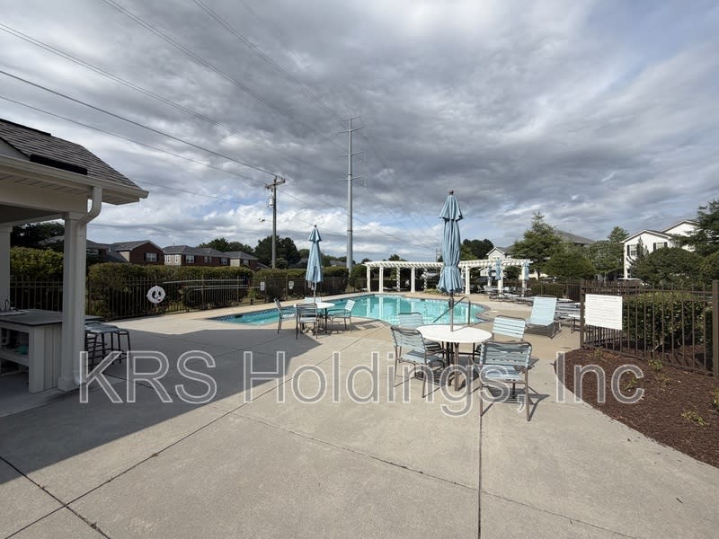1517 Rollesby Way – photo 2