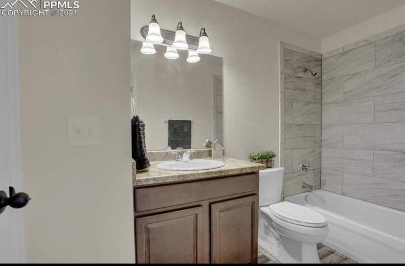 6620 Grand Valley Drive – photo 2