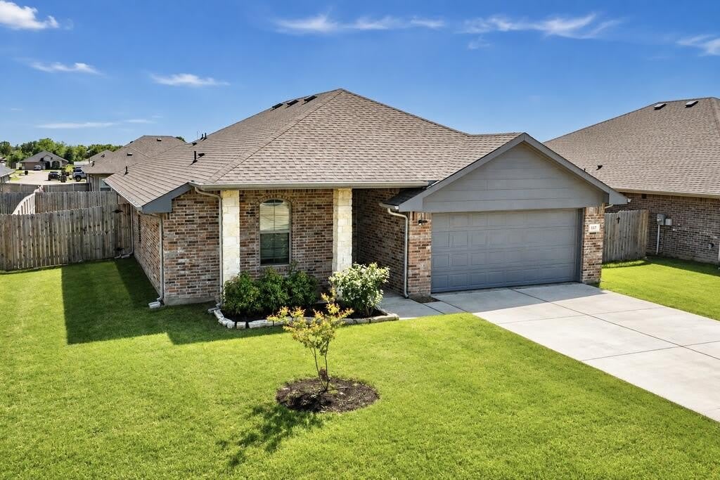 117 Willowbend Lp – photo 1